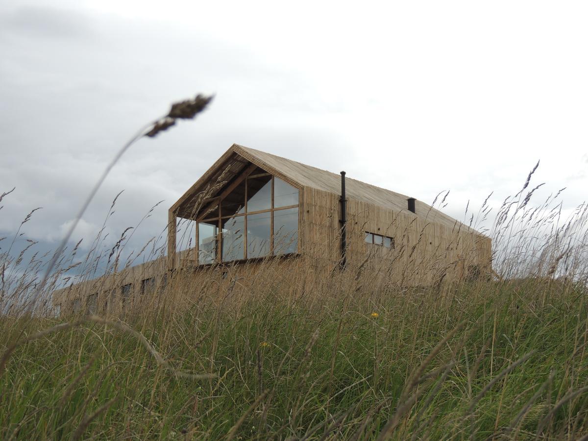 Hotel Simple Patagonia Puerto Natales Exterior photo