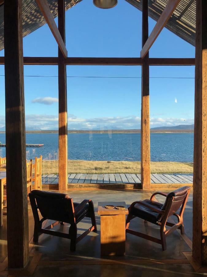 Hotel Simple Patagonia Puerto Natales Exterior photo